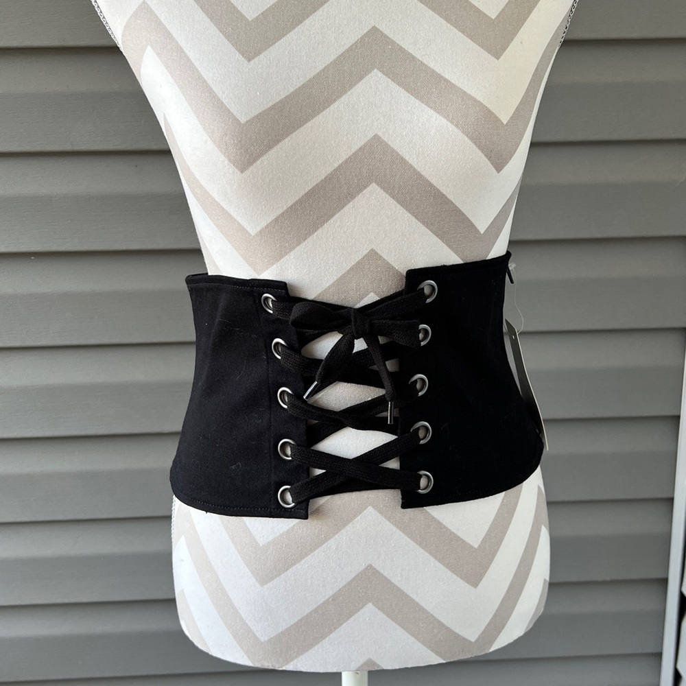 NEW- GU Corset Belt Lace Up With Zipper Sz M